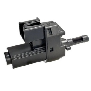 Clutch pedal switch LR000369