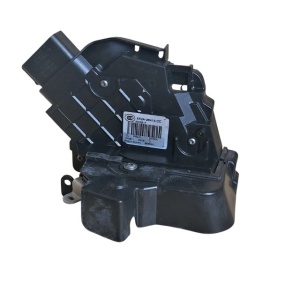 Rear left door latch DISCOVERY 3 2005-2009; DISCOVERY 4 2010-2016; FREELANDER 2 2006-2014; RANGE ROVER SPORT 2005-2009; RANGE ROVER SPORT 2010-2013; RANGE ROVER EVOQUE 2012-2018 LR091343 Land Rover