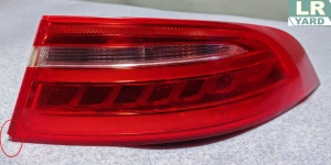 Right stop Jaguar XE RANGE T4N24352