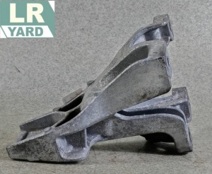 Suport motor dreapta Motor 2.0 Ingenium DTD; Motor 2.0 Ingenium DTA; Motor 2.0 Ingenium DTY RANGE ROVER VELAR ≥2017; Jaguar F-PACE LR090476 HK83-6037-CB