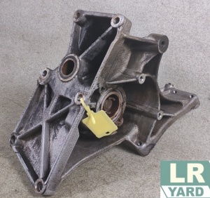 Suport pompa servodirectie si pompa apa Motor 2.5 TD5 DISCOVERY 2 1998-2004; DEFENDER 1987-2006 PEU102770 XH22-8B553-BA