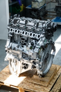 Motor 2.0 diesel 204DTA Reconditionat Range Rover Velar Jaguar Discovery 5 Defender 240 CP bi-turbo