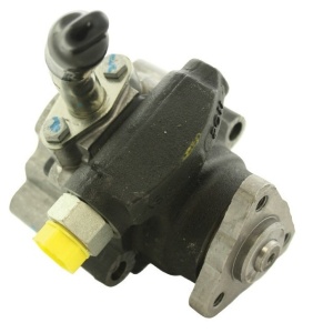 Power steering pump Engine 2.5 diesel TD5 DISCOVERY 2 1998 - 2004 CLASSIC QVB101240 Britpart