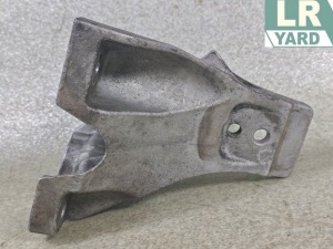 Suport motor stanga Motor 2.0 Ingenium DTD; Motor 2.0 Ingenium DTA RANGE ROVER VELAR ≥2017; Jaguar F-PACE LR090479 HK83-6061-CB