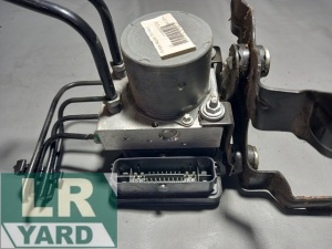 Jaguar XE RANGE ABS pump T4N14910 - Img 2