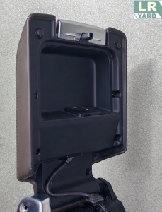 RANGE ROVER SPORT 2010-2013 armrest cover LR030631 - Img 2
