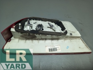 RHD Jaguar XE RANGE T2H1055 RHD boot lid stop RHD Jaguar XE RANGE T2H1055 - Img 2
