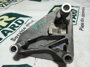 Suport rola ghidaj Motor 2.7 TDV6; Motor 3.0 TDV6 Gen1 Euro5 KKU500510 4R8Q-8680-CB - Img 2