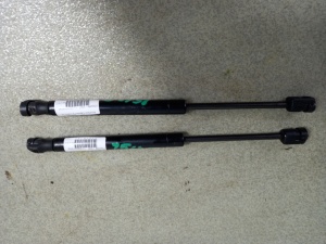 Amortizor capota FREELANDER 2 2006-2014 LR001773 6H52-16C826-BD - Img 2
