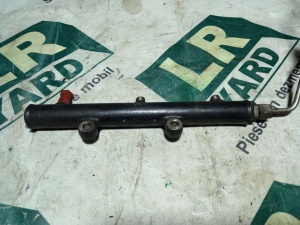 Rampa injectoare dreapta Motor 2.7 TDV6 E3 1369552 4R8Q-9D280-BC - Img 2
