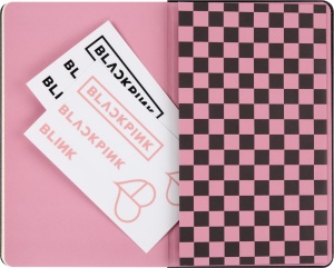Moleskine sveska iz kolekcije Moleskine x BLACKPINK