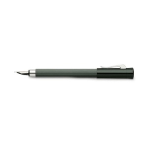 Naliv pero Graf von Faber-Castell Tamitio Dark Green M