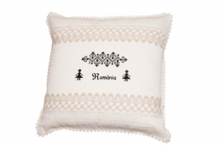 Fata de perna brodata traditional cu romania - crem 36cm/36cm