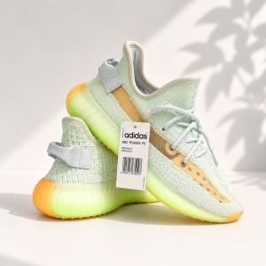 Pantofi sport Yeezy model 9