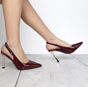 Bordo sandaleta sa šnalom na srednju štiklu 30928