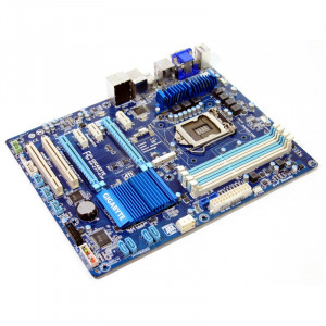 Placa de baza GIGABYTE GA-Z77-D3H Rev.1.1, Socket LGA1155, 4 x DDR3, SATA3, HDMI, DVI, VGA - Img 2