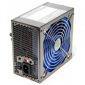 Sursa VANTEC 600W VAN600N, 4 x SATA, 2 x PCI-Express, Ventilator 135mm, PFC - Img 2