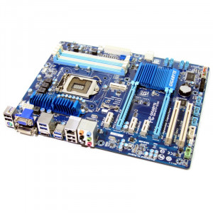 Placa de baza GIGABYTE GA-Z77-D3H Rev.1.1, Socket LGA1155, 4 x DDR3, SATA3, HDMI, DVI, VGA - Img 3