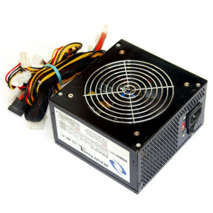 Sursa 520W Raidmax, 2 x SATA, 6 x Molex, Ventilator 120mm - Img 1