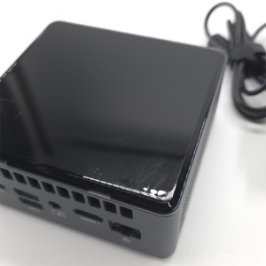 Mini PC Incomplet Intel NUC8CY, Intel Core i3-8121U 2.20GHz, AMD Radeon 540 2GB GDDR5, 8GB LPDDR4 Onboard, M.2 NVMe, Wi-Fi, Alimentator inclus - Img 5