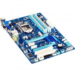Placa de baza GIGABYTE GA-Z77-DS3H, Socket LGA1155, 4 x DDR3, SATA3, HDMI, DVI, VGA - Img 1