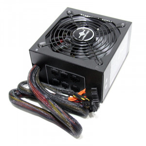 Sursa VANTEC ION2+ 700W Modulara VAN700AS, 6 x SATA, 4 x PCI-Express, Ventilator 135mm, PFC Activ, Eficienta 80+ - Img 2