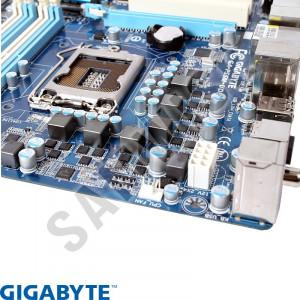 Placa de baza GIGABYTE GA-P55M-UD2, LGA1156, DDR3, PCI-Express, micro-ATX - Img 3
