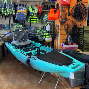 Tienda de kayaks desmontables, plegables y modulares.